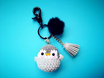 

Cute Cartoon Hairball Penguin Keychain Hand knitted Wool Keyrings Pendant for Women Girl Bag Wallet Backpack Charms Decoration