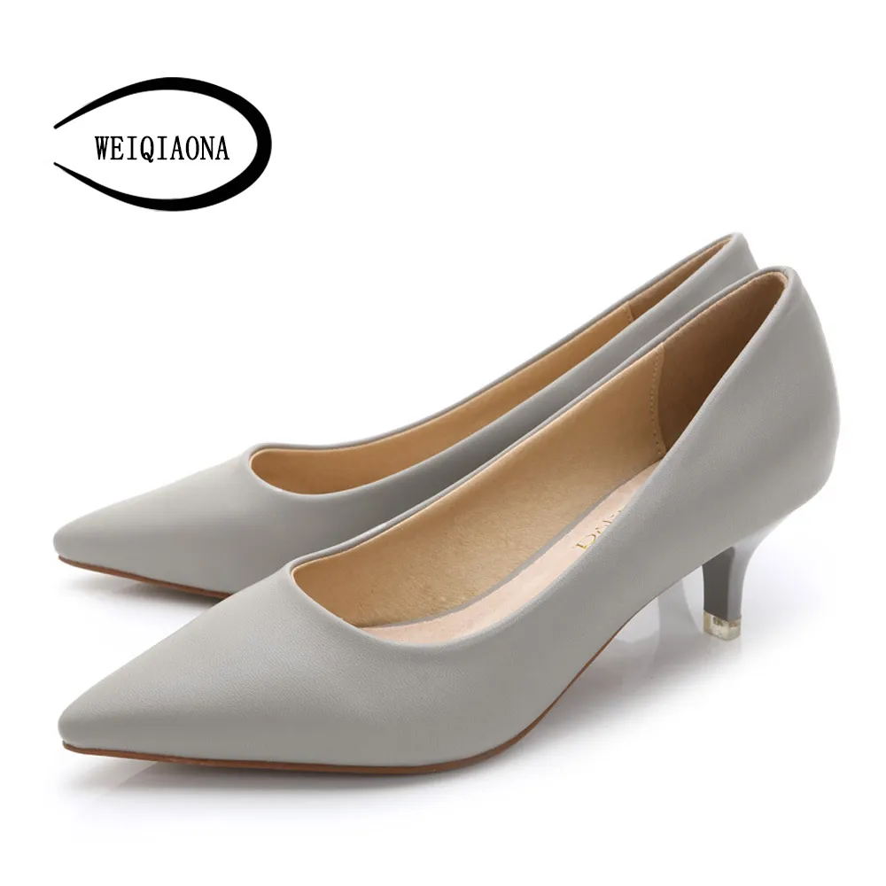 Vente WEIQIAONA 34 43 Femme Chaussures En Cuir Véritable à l intérieur Faible Talons Femmes Pompes Stiletto Femmes de Travail chaussures Bout Pointu chaussures de mariage
