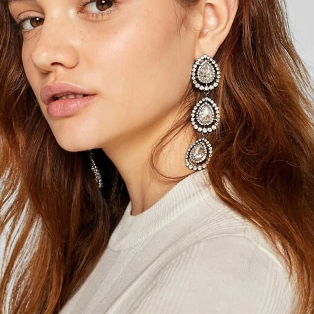 

JOUVAL Office Lady Style Vintage Rhinestone Long Drop Earrings Waterdrop Shape Elegant Women Wedding Engagement Eardrop Brincos