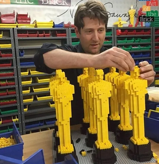 

DIY Oscar Statuette Model Building Blocks DIY Bricks Set Academy Award Compatible With Legoed Blocks