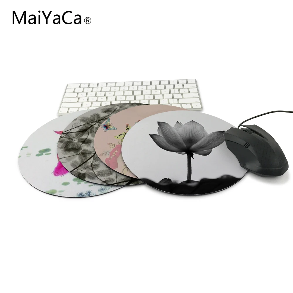 

Ink and watercolor black and white powder series Round mouse pad home with non-slip table mats good quality can diy