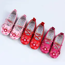 Милые Дети Повседневная Тканевая обувь для девочек обувь с вышивкой 2019 осень ретро в китайском стиле для девочек плоские туфли для детей