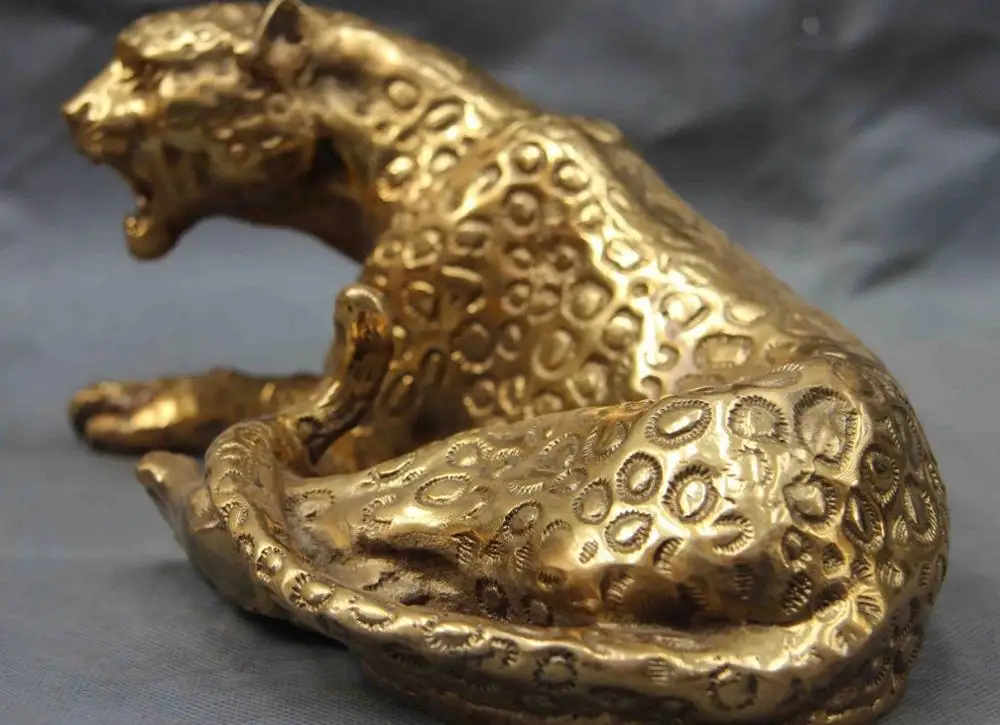 

Chinese exquisite Copper Bronze Catamount Animal cheetah leopard panther Statue