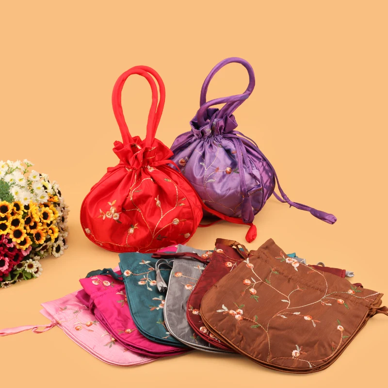 Fashion silk Jewelry Bags Ethnic Gift Bags Stripe Christmas Hand carry