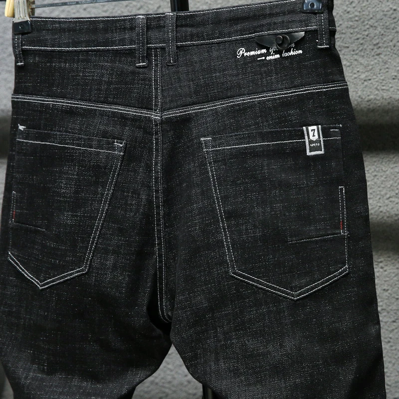 800i