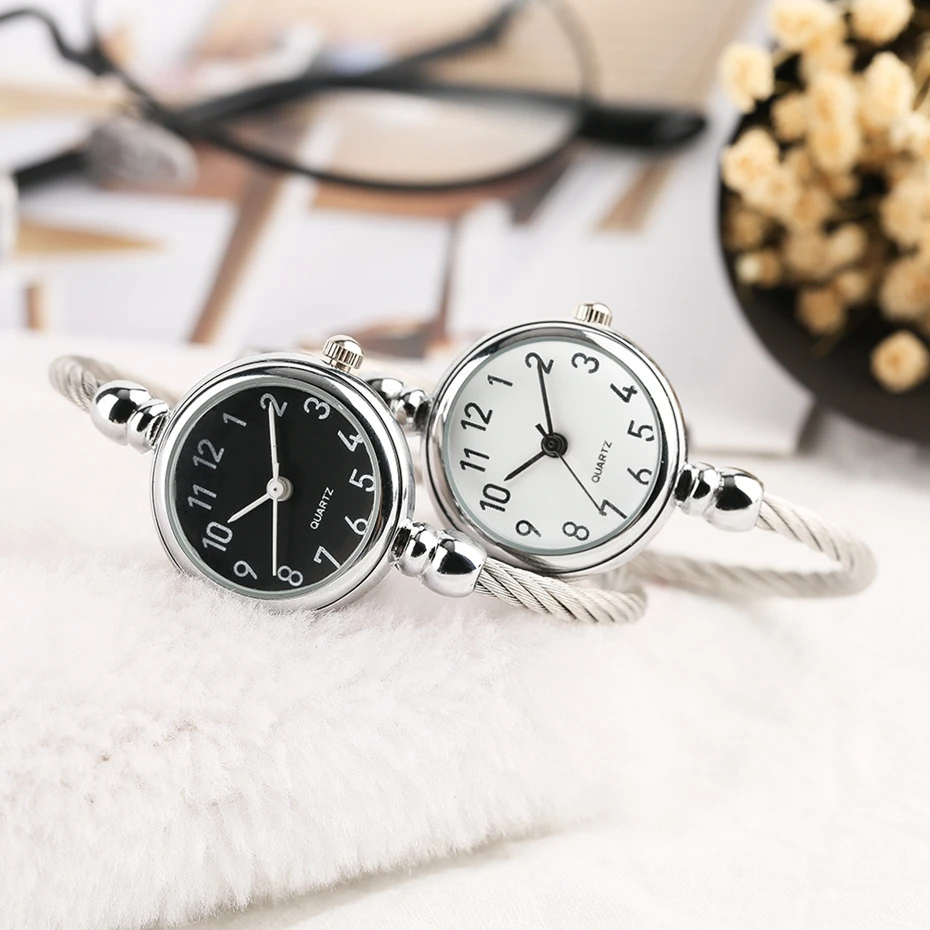 Women's Watch Unique Little Cute Smooth Dial Quartz Watch Fashion Silver Slim Bangle Bracelet Clock Gifts for Teen Girls Ulzzang 2018 (54)