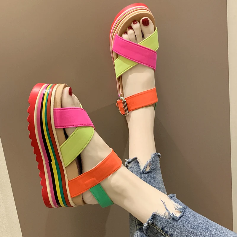 

Brand Women Sandals 2019 New Fashion Ladies Casual Shoes Bling Wedges Buckle Strap Platform Shoes 7CM Summer Sandals