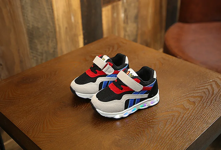 Sapatos com Luz Casuais com Luz para Meninos Novos Tênis Luminosos Crianças Brilhante Sapatos 2020 6 luz brilhante tênis crianças sapatos casuais com luz para meninos