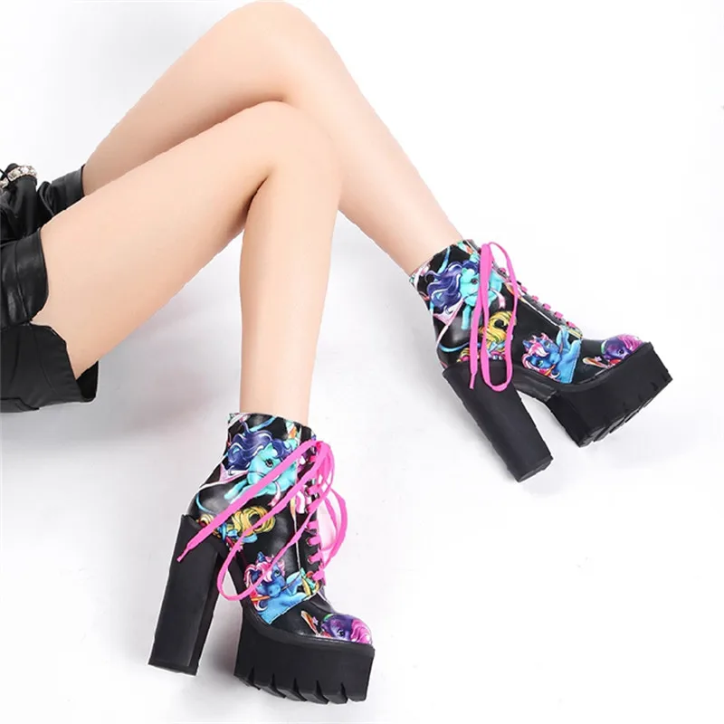 Jady/женские ботильоны с модным принтом в виде роз; ботинки на платформе со шнуровкой на высоком массивном каблуке 14 см; женские сапоги для верховой езды; резиновые сапоги; Botas Mujer