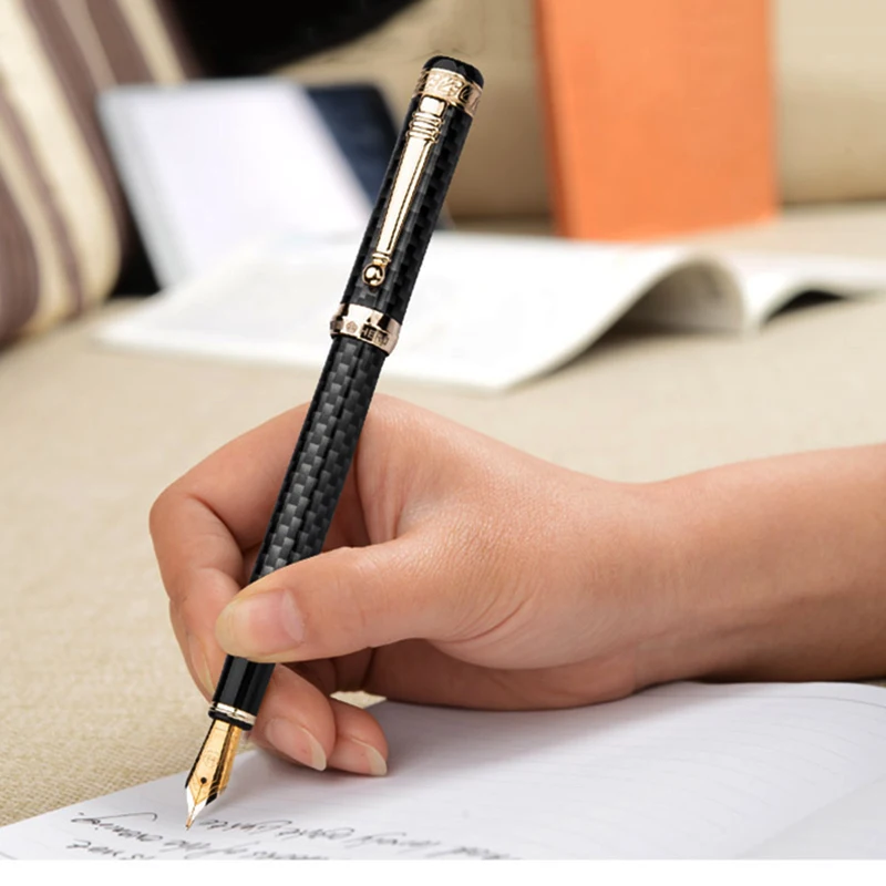 Ouro de Fibra de Carbono Escrita com Caneta de Tinta Tinta para Escritório Presente do Negócio Pen com Clipe de Ouro Herói 768 Fountain de Fibra de Carbono Cinza Iridium Belas Nib 0.5 Milímetros Moda para Escritório 7 Cheap Canetas tinteiro