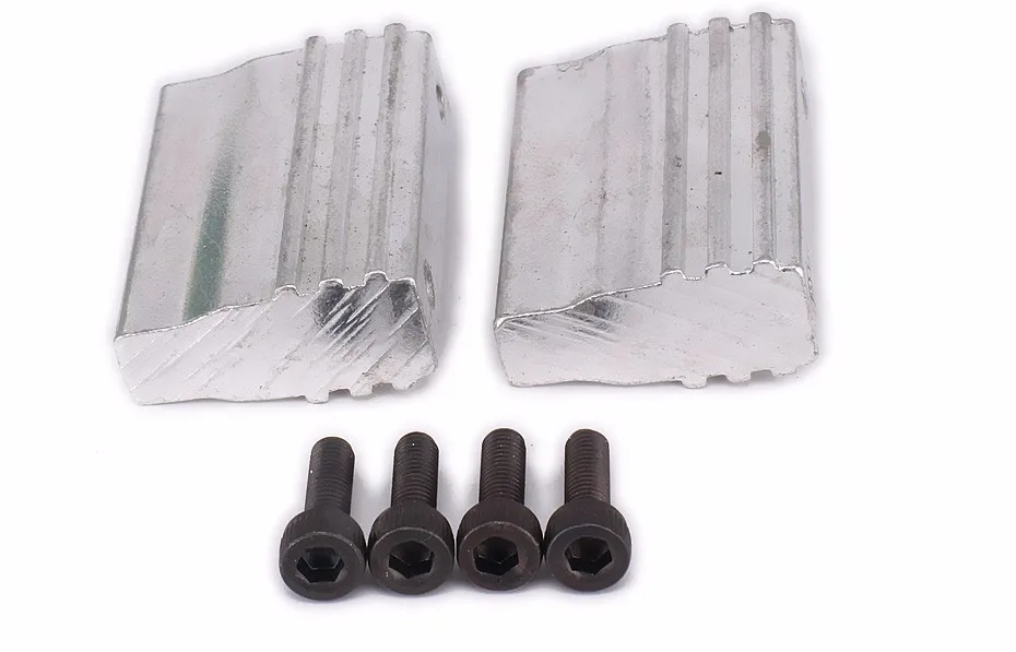  Engine HolderMount wCap Head Screws  (1)