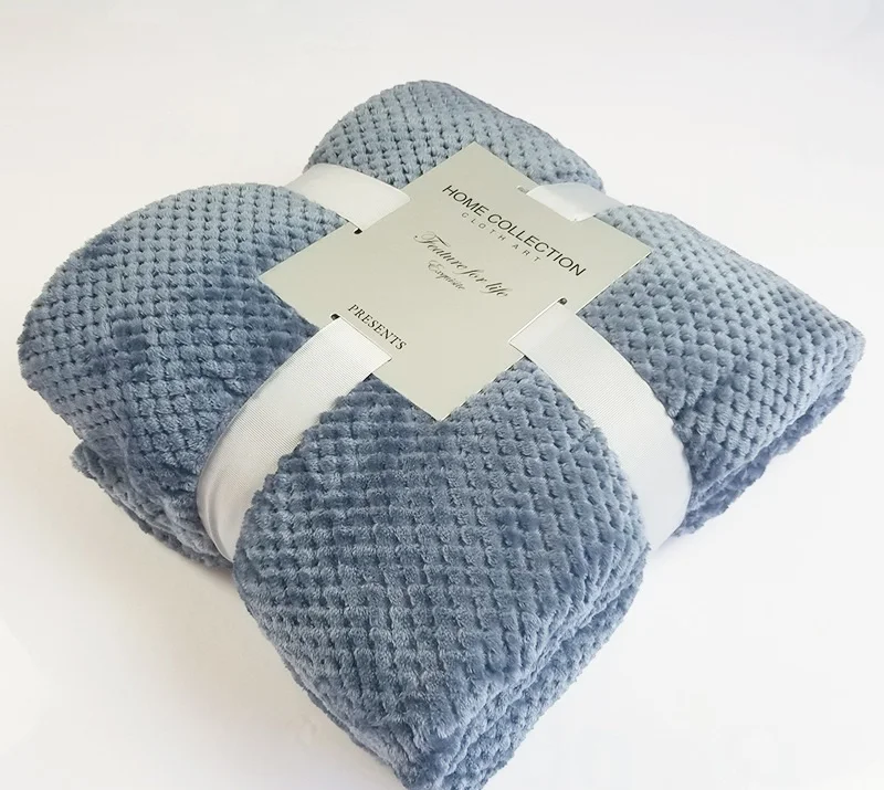 

Soft Merbau Flannel Blanket Children Towel Travel Fleece Mesh Portable Car Travel Aircraft Sofa Office Cover Manta Blankets