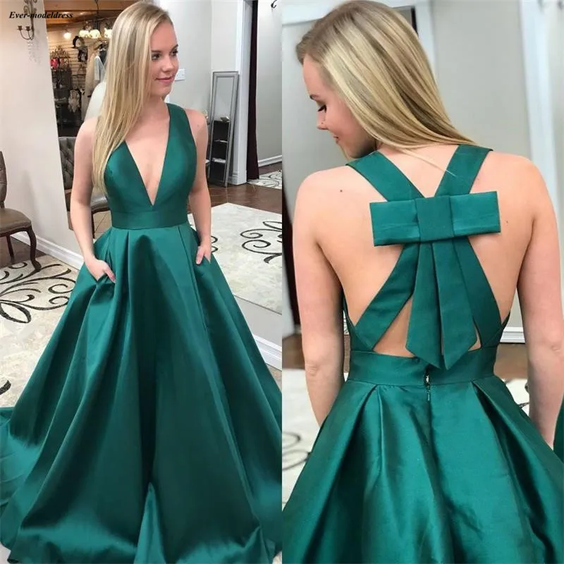 

2019 Simple Green Long Prom Dresses Deep V-Neck A-Line Party Gowns Bow Backless Graduation Dresses With Pockets vestido baile