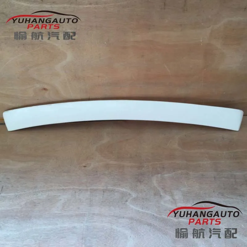 

FRP auto parts for Cefiro A31 Dmax style rear window roof spoiler Glass fiber