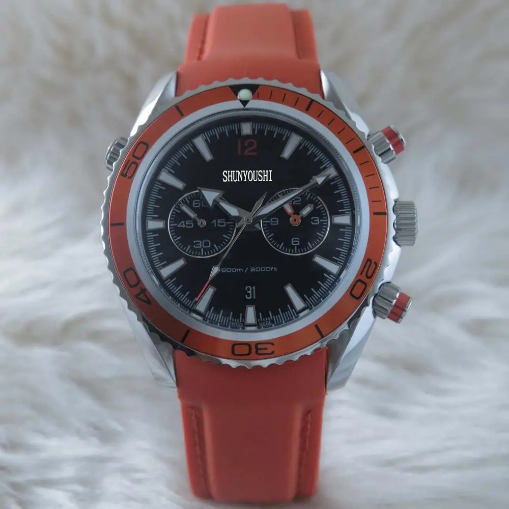 

WG05424 Mens Watches Top Brand Runway Luxury European Design Quartz Wristwatches