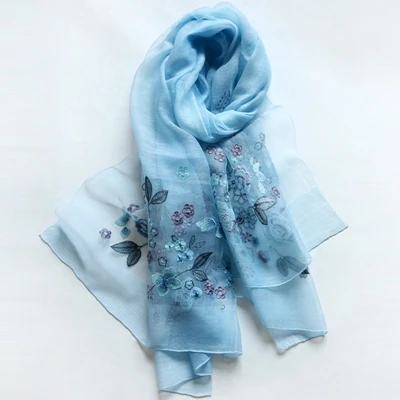 Роскошный шелковый шарф с вышивкой для женщин шали высокого качества Женский Шарф Зимний шерстяной платок-Бандана женский Шелковый карниз - Цвет: Светло-голубой