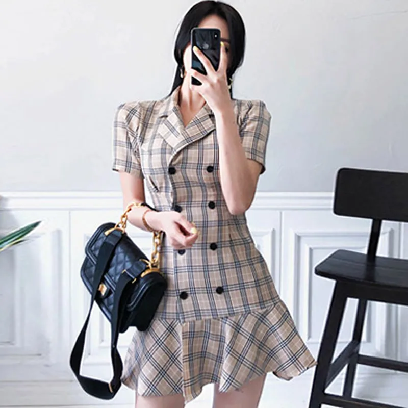 

2019 Summer Notched Vintage Short Sleeve Women Cloth Double Breasted Mini Fishtail Slim Work Dress