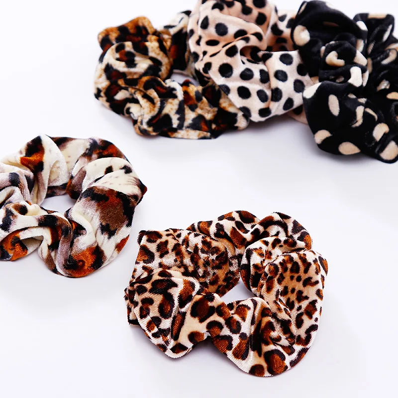 2018 New Fashion Leopard Spot Coral Fleece Elastic Hair Bands Women Scrunchie Rubber Headbands Lady Accessories |
