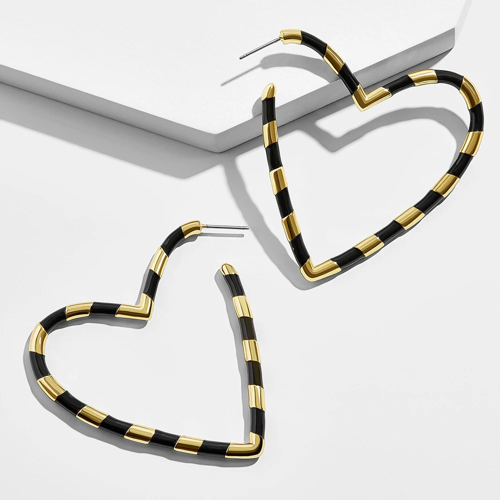 

New Fashion Bohemia Love Heart Dangle Earring for Women Girls Metal Big Geometric Statement Drop Earring Trendy Romantic Jewelry