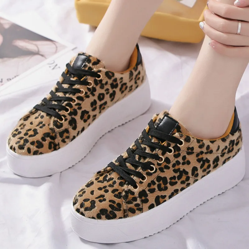 

New Fashion Leopard Women Casual Shoes Flat Shoes Women Loafers Flats Roman Shoes Sneakers Slip On platform Vulcanized A3-47