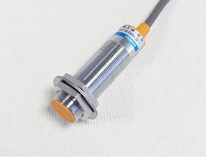 

Capacitance Type Near Switch LJC18A3-B-Z/BY Full Screw PNP Three Line Direct Normally Open M18