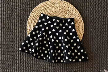 

Children Skirt Black/white Heart Skirt Kids Fashion Knitting Skirt Girl Spring Ruffles Skirts