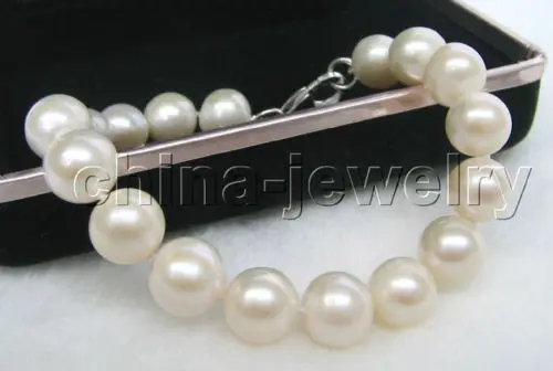 

Free shipping Beautiful AAA+ 8" 11mm white round freshwater pearl bracelet-925 silver clasp @^Noble style Natural Fine jewe