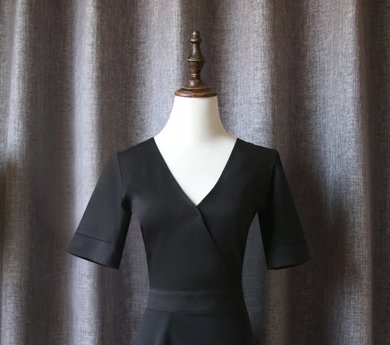 Модные летние готические платья для женщин с открытой спиной и глубоким v-образным вырезом, сексуальное черное платье с коротким рукавом