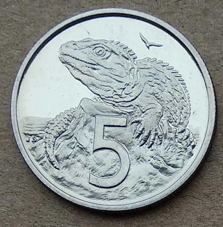 

19mm 5 Coin Of New Zealand Random Year