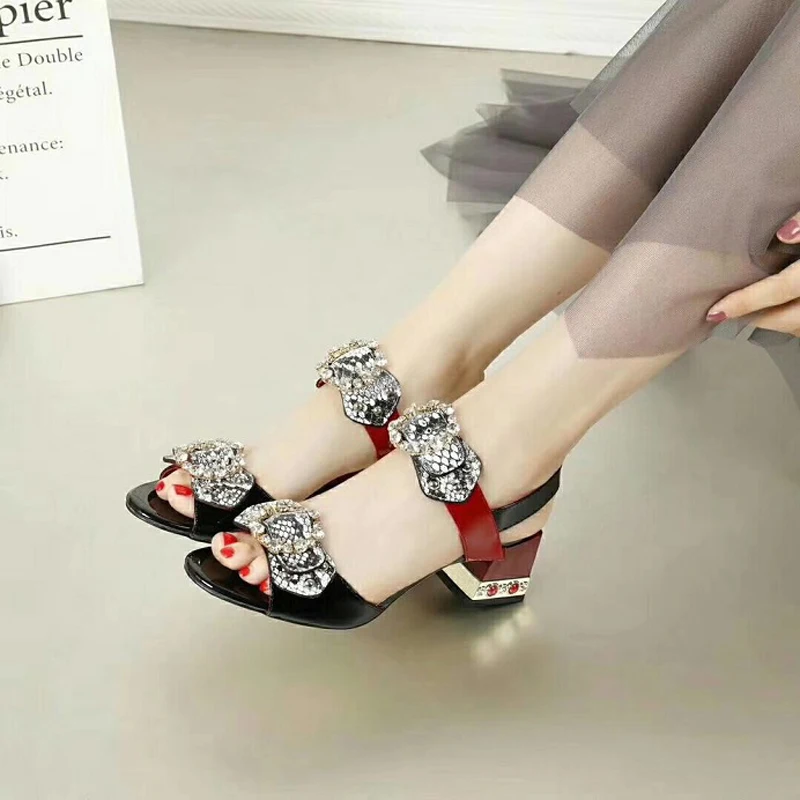 Г., новые женские босоножки с пряжкой и кристаллами обувь на высоком квадратном массивном каблуке женская летняя модная обувь для вечеринок Sandalias mujer