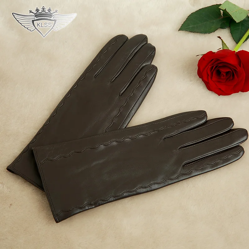 Fashion Short style Women Genuine Leather Gloves Top Quality Goatskin Gloves Wrist Warm Winter Female Leather Gloves 2319