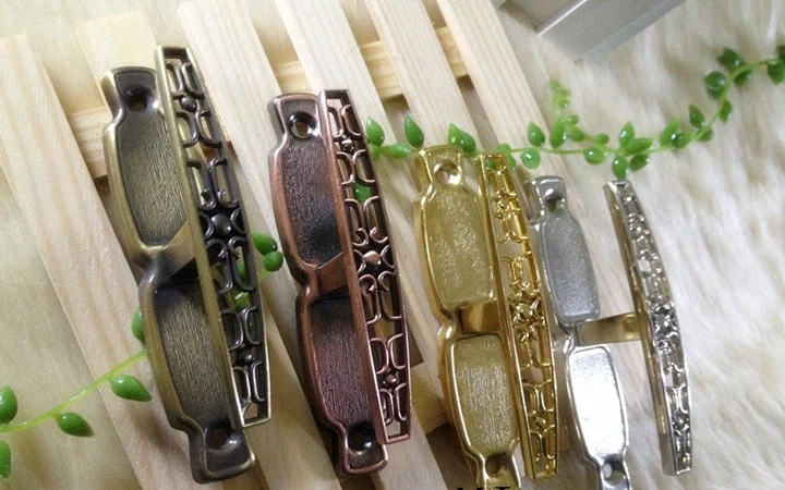 

Free Shipping European curtain hanging hooks plating curtain wall hook curtain accessories windows room