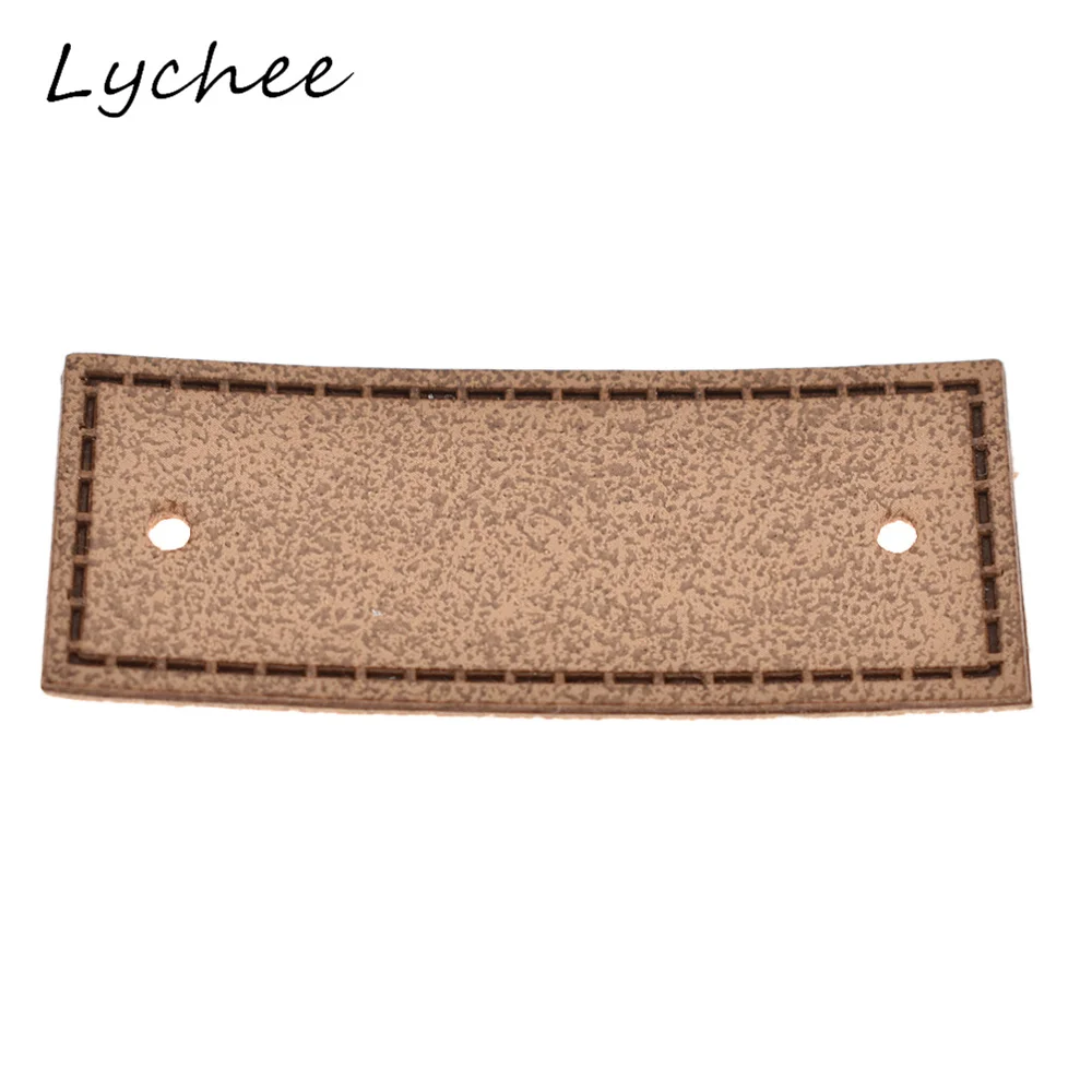Lychee 20pcs 클래식 브라운 인공 PU 가죽 의류 태그 라벨 DIY 공예 봉제 가방 바지 장식 천 마커
