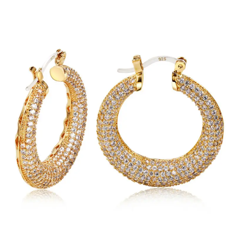 Серьги конго крученые золотые. Серьги форма кольца. Серьги арт 051109724. Золотые серьги колечки 585. Золотые серьги с фианитами санлайт.