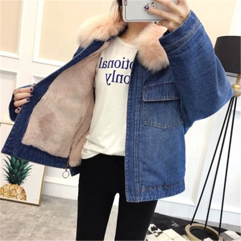 

Autumn Winter Women's Parkas models pink fox fur collar lining plush denim jacket warm short denim jacket female Coat J907