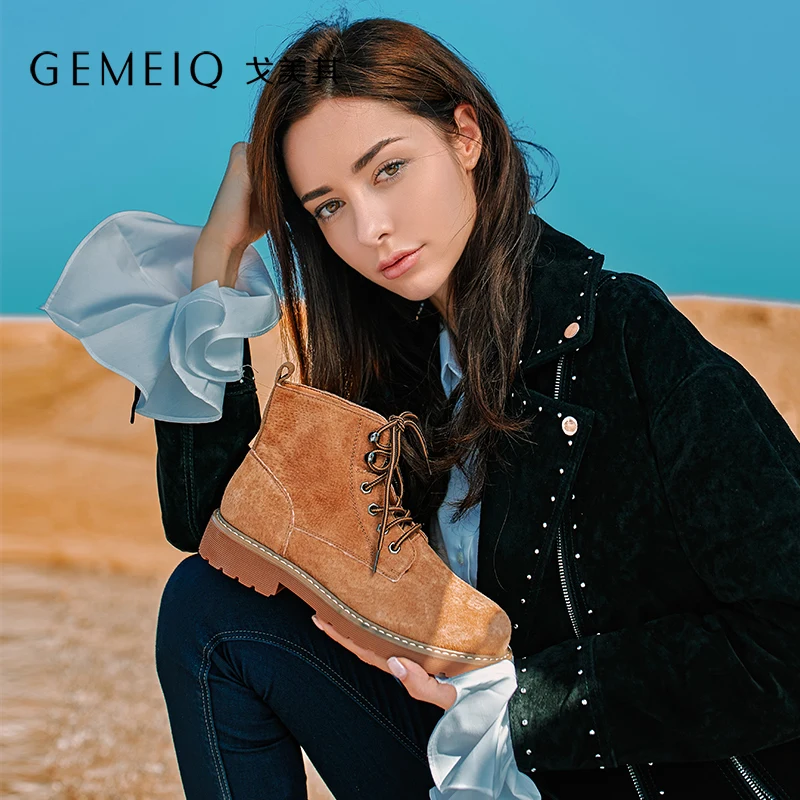 

GEMEIQ Genuine Leather and Velvet Short boots Martin boots British Style 2018 Winter new medium flat with easy matching shoes