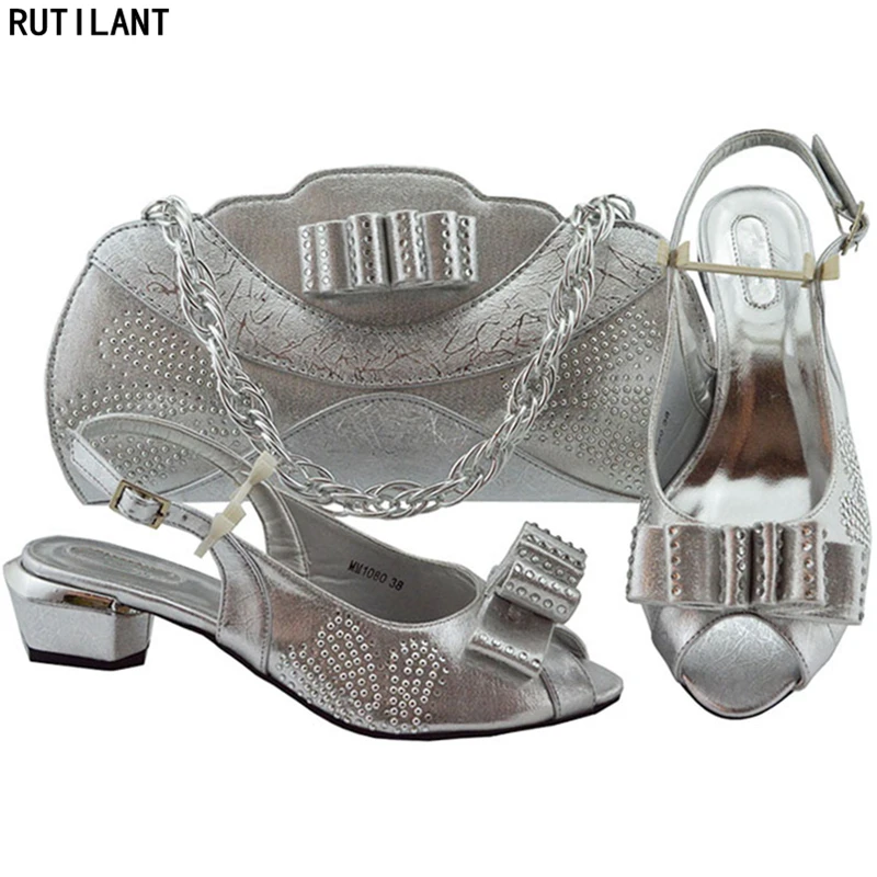 Nieuwe Aankomst Verkoop In Vrouwen Bijpassende Schoenen en Tas Set Bijpassende Schoenen en Tas Set In Hakken Plus Size Schoenen vrouwen Hak Party Pumps Nieuwe Aankomst Verkoop In Vrouwen Bijpassende Schoenen en Tas Set Bijpassende Schoenen en Tas Set In Hakken Plus Size Schoenen vrouwen Hak Party Pumps
