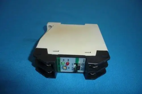 

DHL/EMS 5 LOTS SUN-X SS2-A2 SS2A2 Photoelectric Sensor Amplifier C -A1