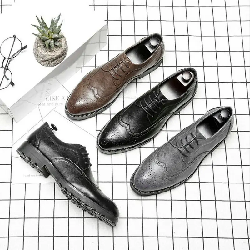 Male Leather Classic Brogue Shoes Flats Oxfords For Wedding Office Business Designer Formal Men Dress Shoes A51-24
