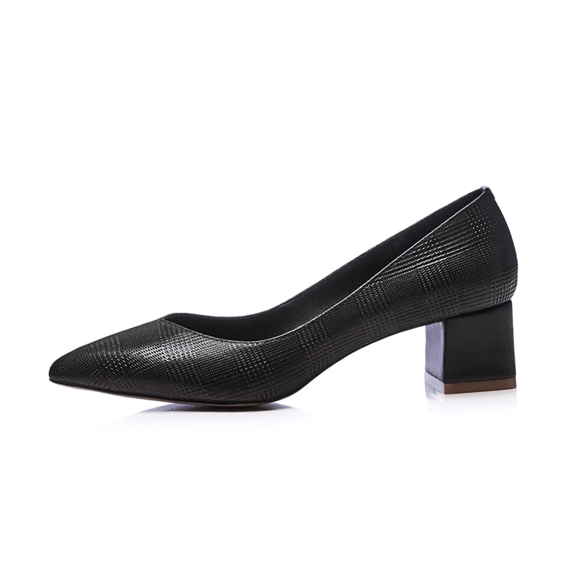 Qualité Pompes Orteil blanc Haute Femme De Chaussures Blanc Femmes Bas Élégant En Talons Noir Poined Cuir Noir wgTBxzq