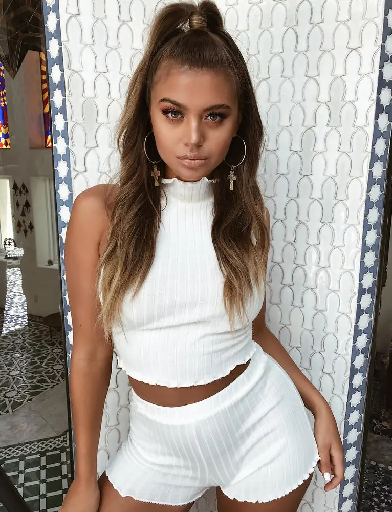 9230814038_1951042557