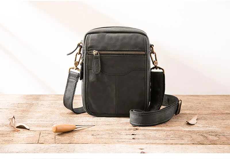 AETOO Top Sell Fashion Classic Solid Famous Brand Business Men Briefcase Genuine Leather Office Bag Casual Man Shoulder Bags