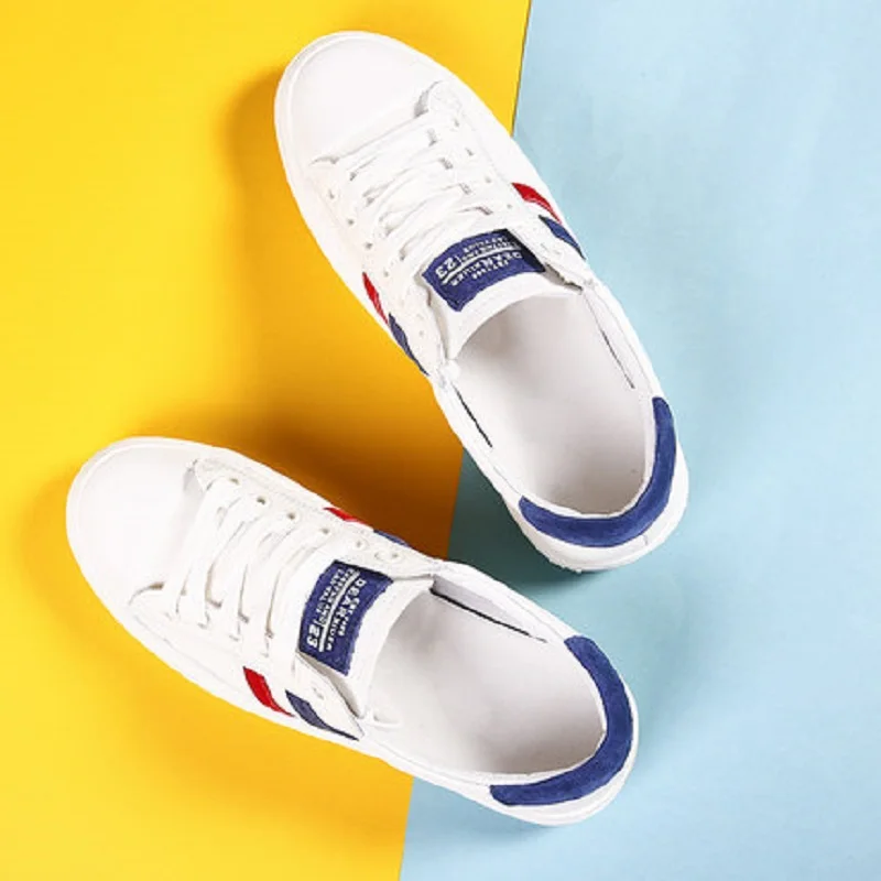 

Small white shoes female 2019 summer new wild leather women's shoes summer breathable flat casual shoes