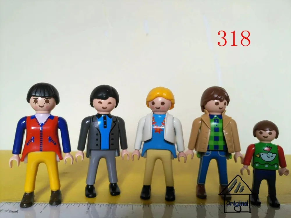 action figures mini