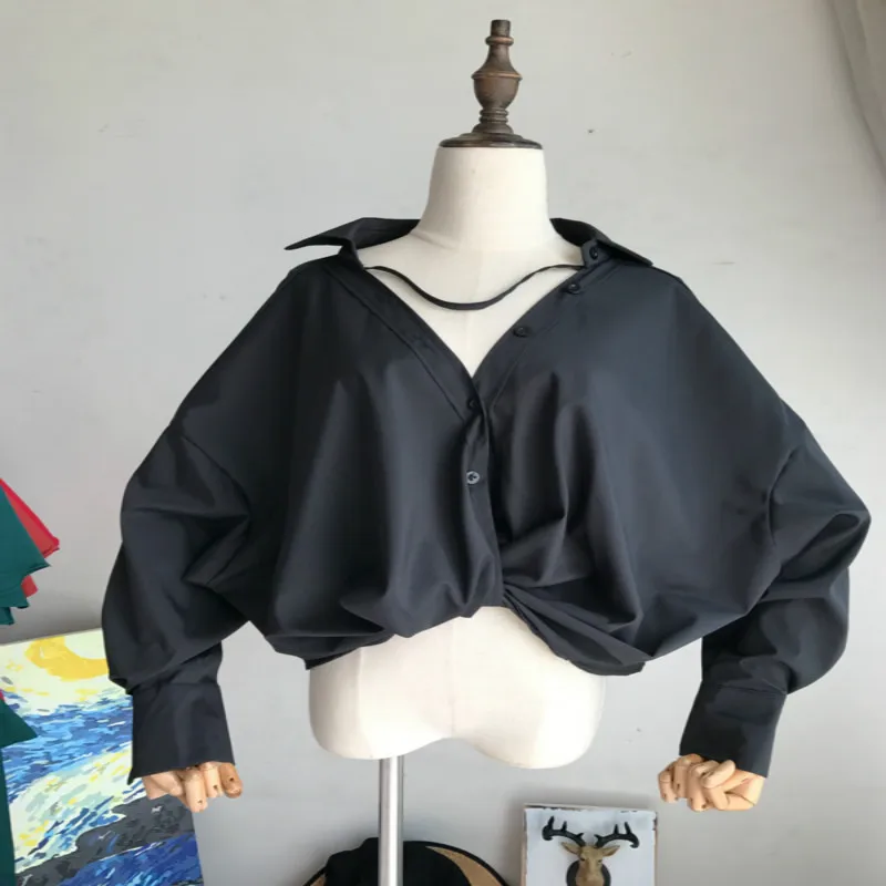 

Sexy Women Blouses Spring Korean High Waist Black Blouses Long-sleeved V-neck Chiffon Blouses Leakage Clavicle Women Tops LW047