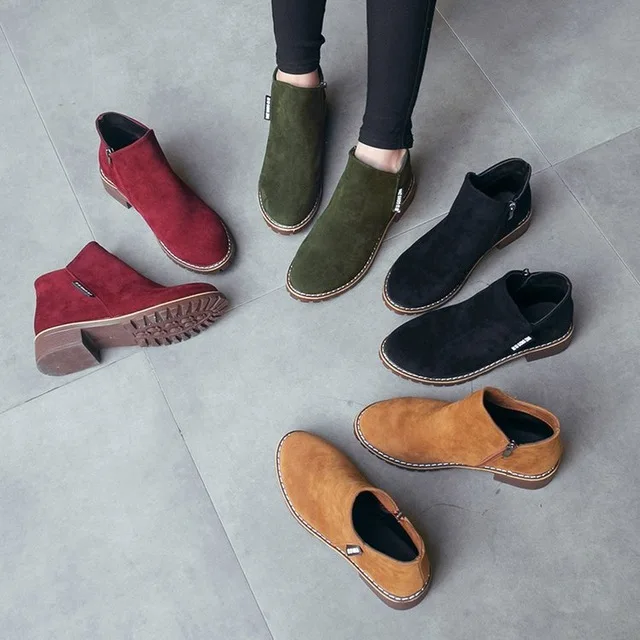 

2019 autumn and winter new boots Martin women zipper side round thick head students boots with women's boots