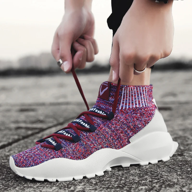 

Running shoe men sneakers NEW high quality Lightweight Outdoor sport shoes man sneakers Athletic walking Socks shoes men