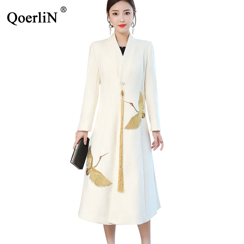 

QoerliN Big Plus Size Winter Woolen Coat Female Long Trench 2018 Loose Embroidered Long Sleeve Woolen Coat Windbreaker Womens