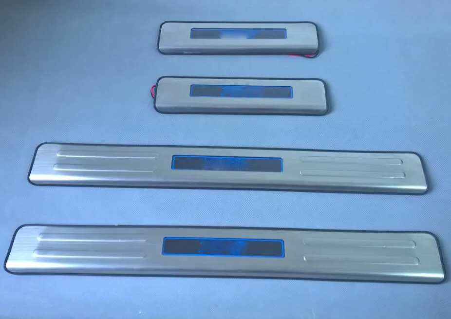 Нержавеющая сталь LED синий свет Добро пожаловать педаль порога крышка Накладка