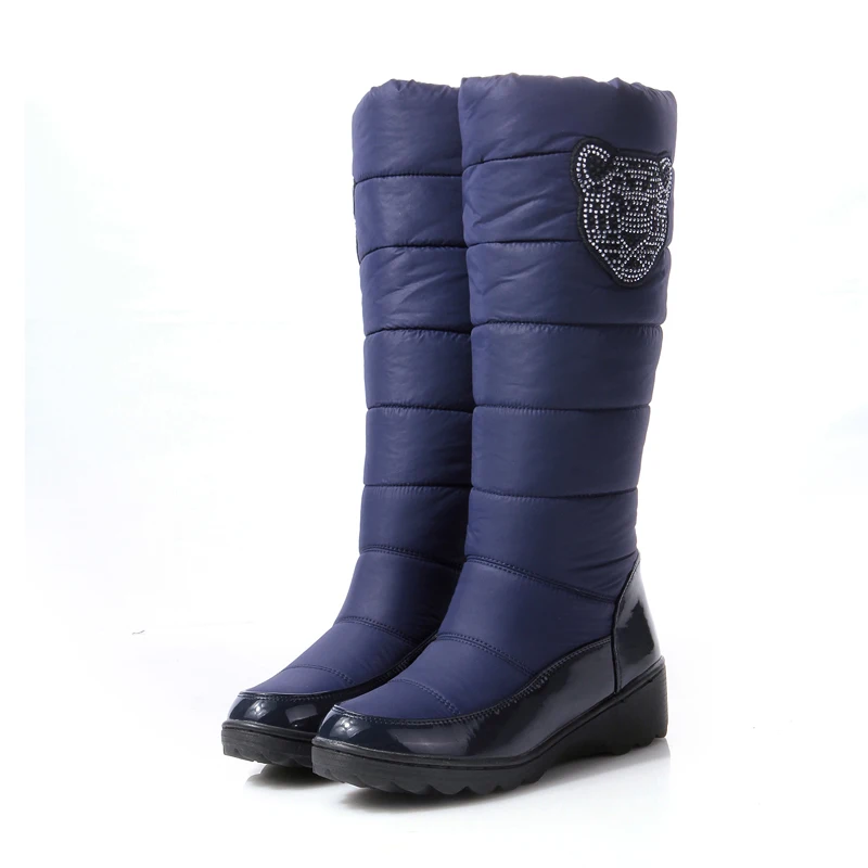 

2016 New Women Snow Boots Fashion Down Upper Mid-calf Slip On Warm Fur Shoes Platform Flat Heels Winter Boots Size 35-40
